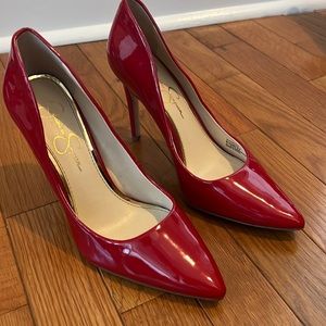 Red Pumps
